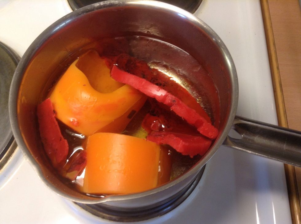 Put the candle ends into the kettle.
