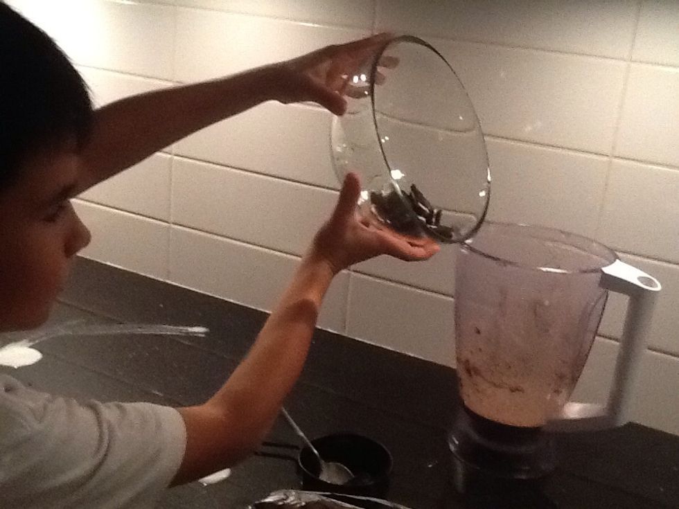 Put the crushed Oreos into the blender