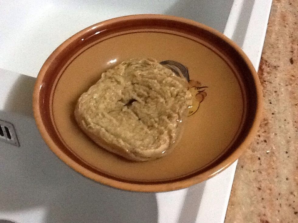 Put the frisella in a bowl full of water for 1-2 minutes so that it becomes softer