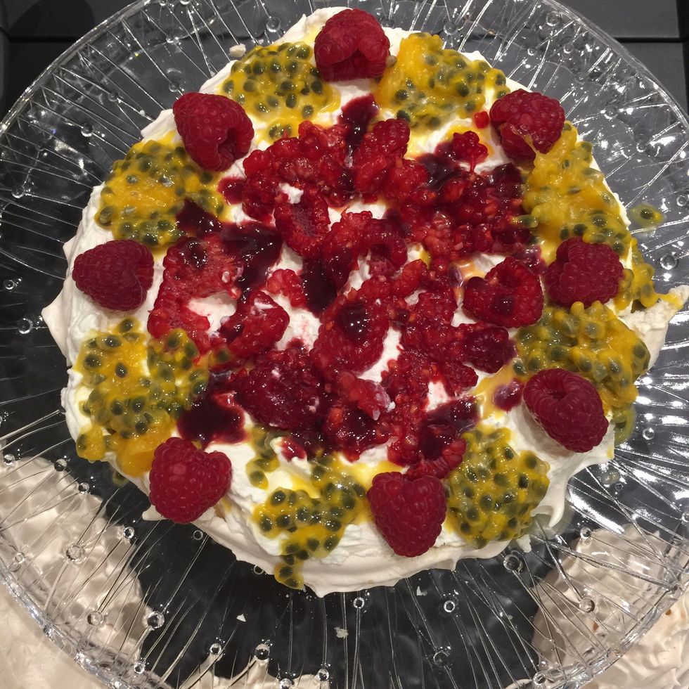 Put the fruits you want . I have rasberries and passion fruits