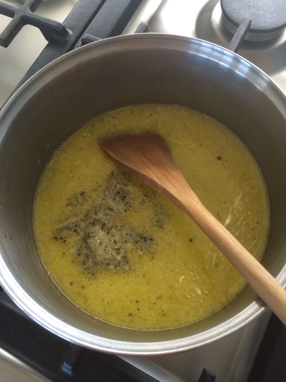 Put the jug mixture into the pot.