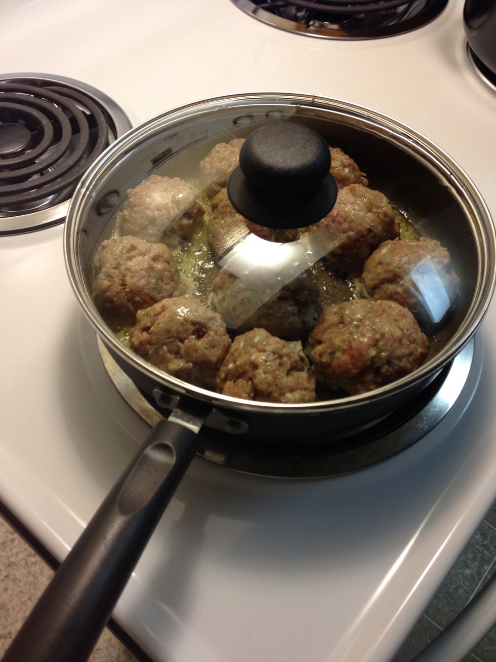 Put the lid on. Let it cook for 10 mins