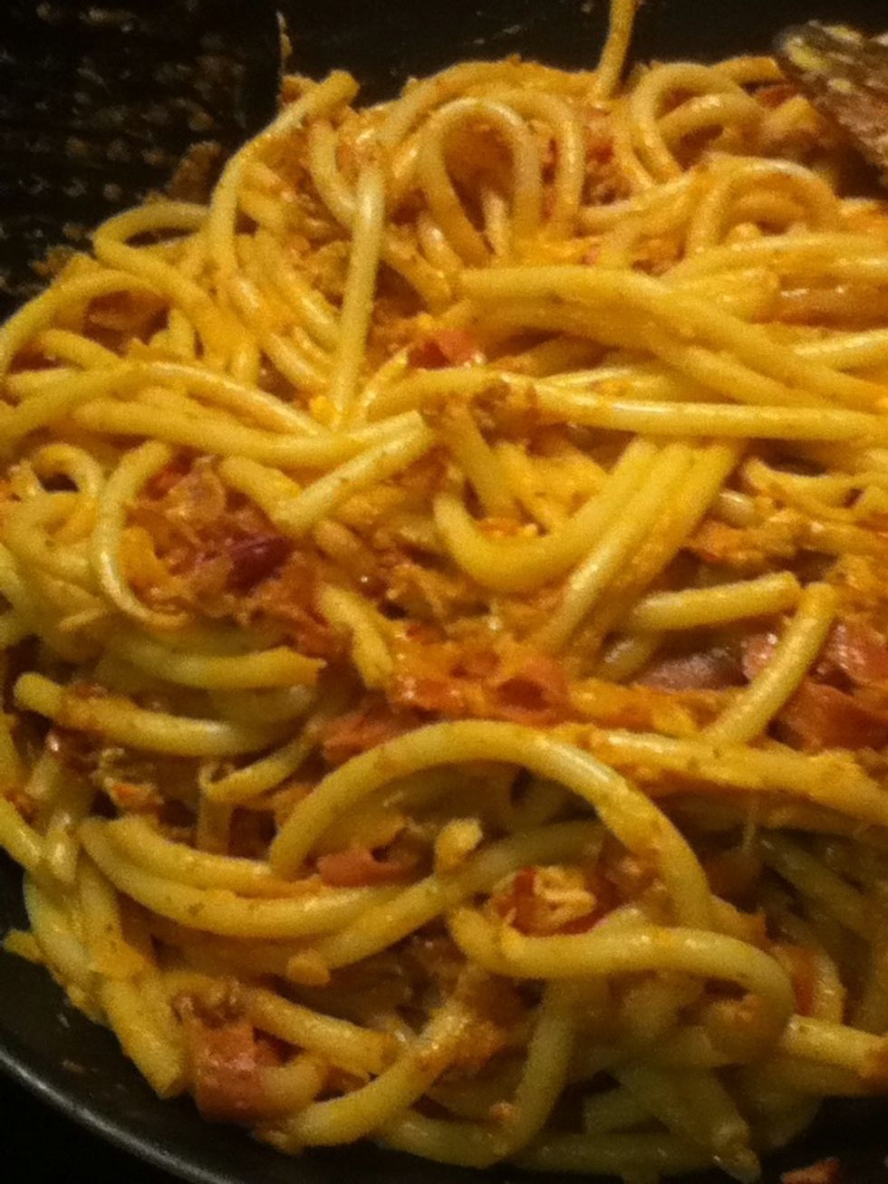 Put the macaroni in the pan and stir, this is how it's look , so yum!\ud83d\ude1c