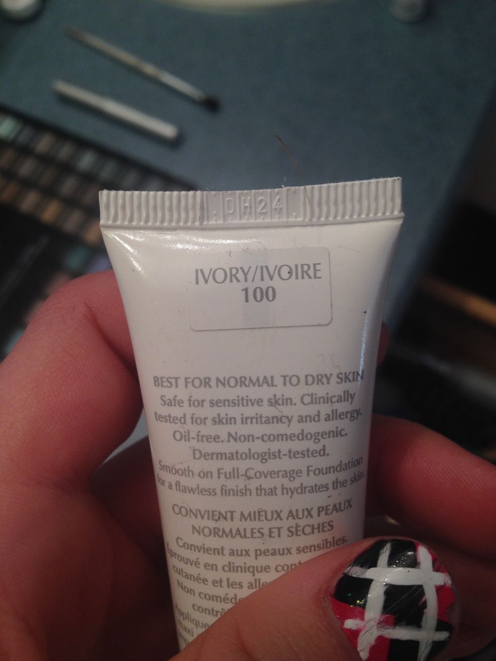 Put the most pale foundation that you have on.( mine isn't as pale as i would like it to be, but it will do)