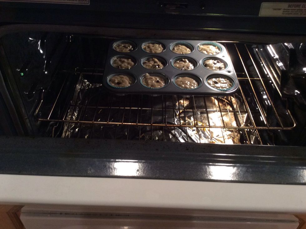 Put the muffin pan in the oven and bake for 25-30 minutes