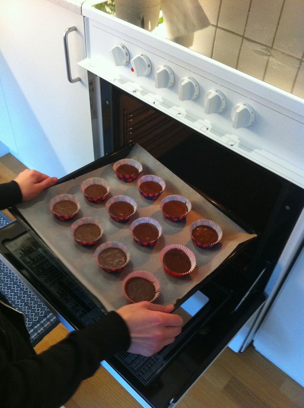 Put the muffins in the oven