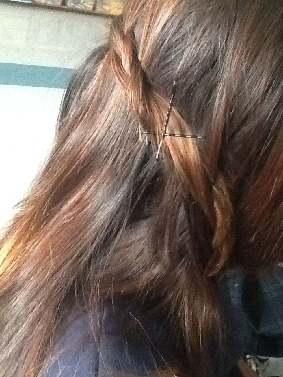 Put the other bobby pin in, and your done!