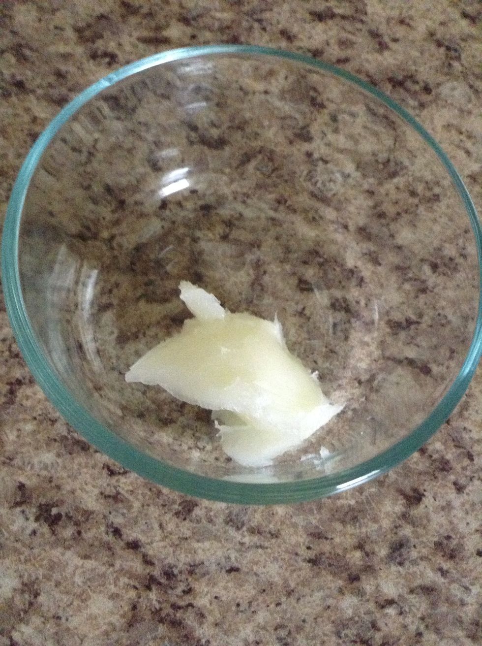 Put the Petroleum Jelly in a microwavable dish.