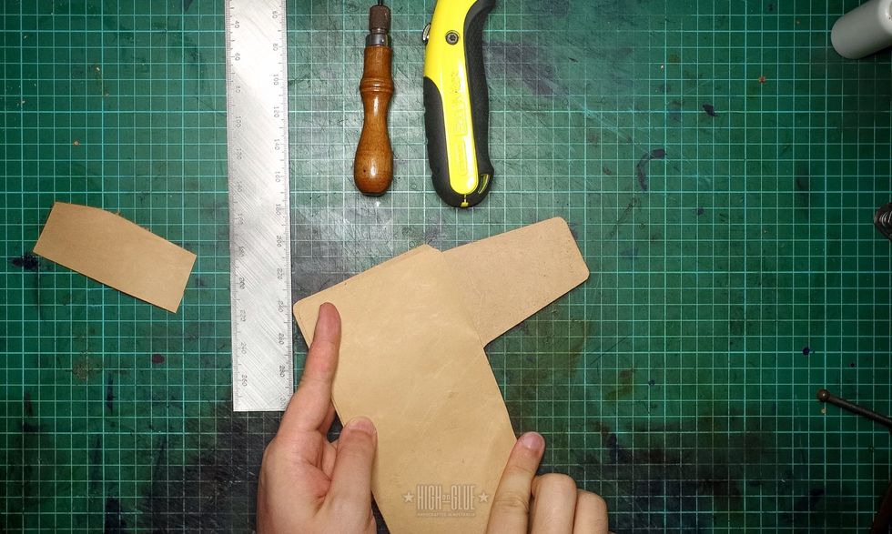 Put the pieces together and use some binder clips to keep them aligned for the next step.