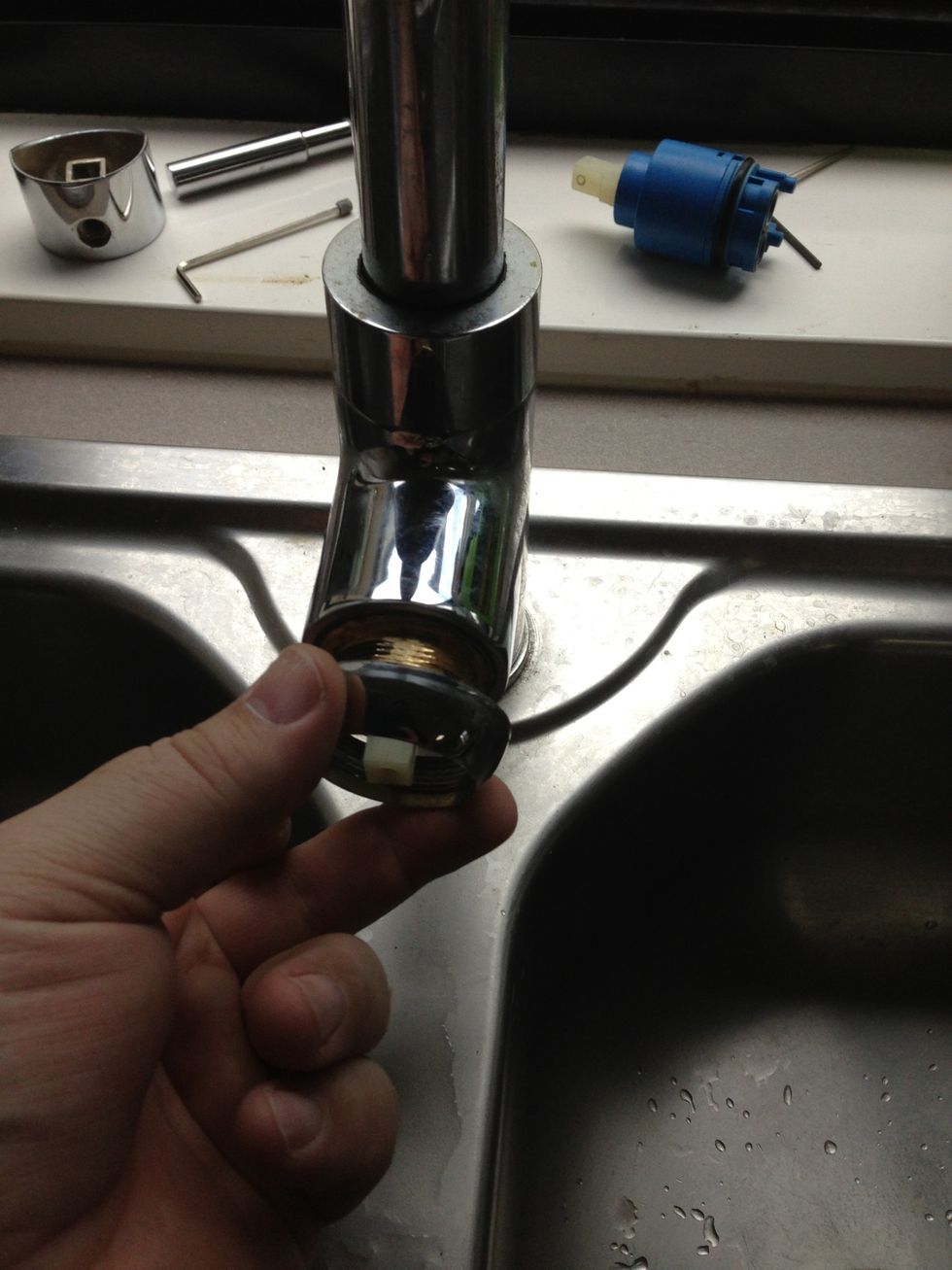 How to fix a leaking flick mixer tap 💧 B+C Guides