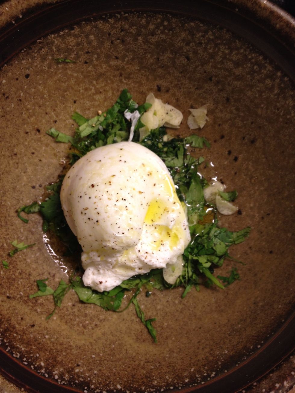 Put the poached egg down. No need for trimming this time