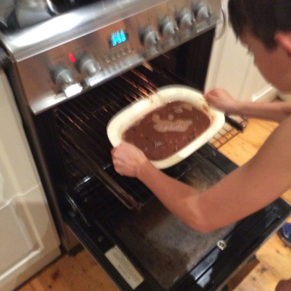 Put the pudding in the oven for 35 minuets