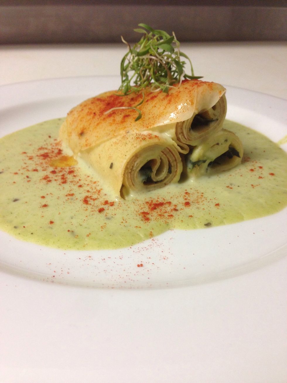 Put the sauce on top of the crepes put some slices of mozzarella and melt it, top it whit paprika and some micro greens \ud83d\ude0d