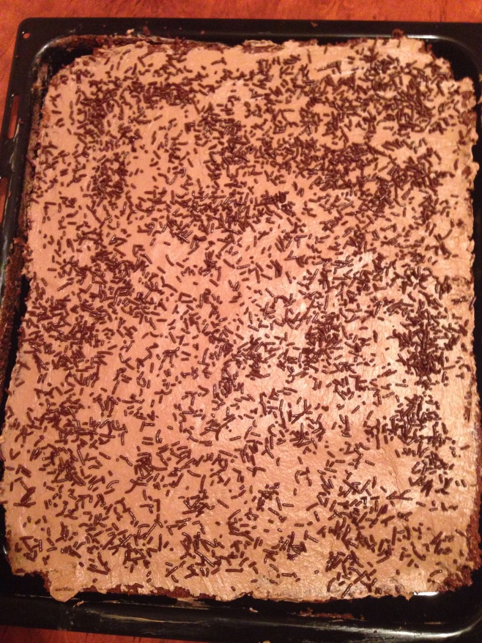 Put the second layer and cover the whole cake with the cream. Decorate as u wish, i have sprinkled with some chocolate sprinkles\ud83d\ude0a\ud83d\ude0a