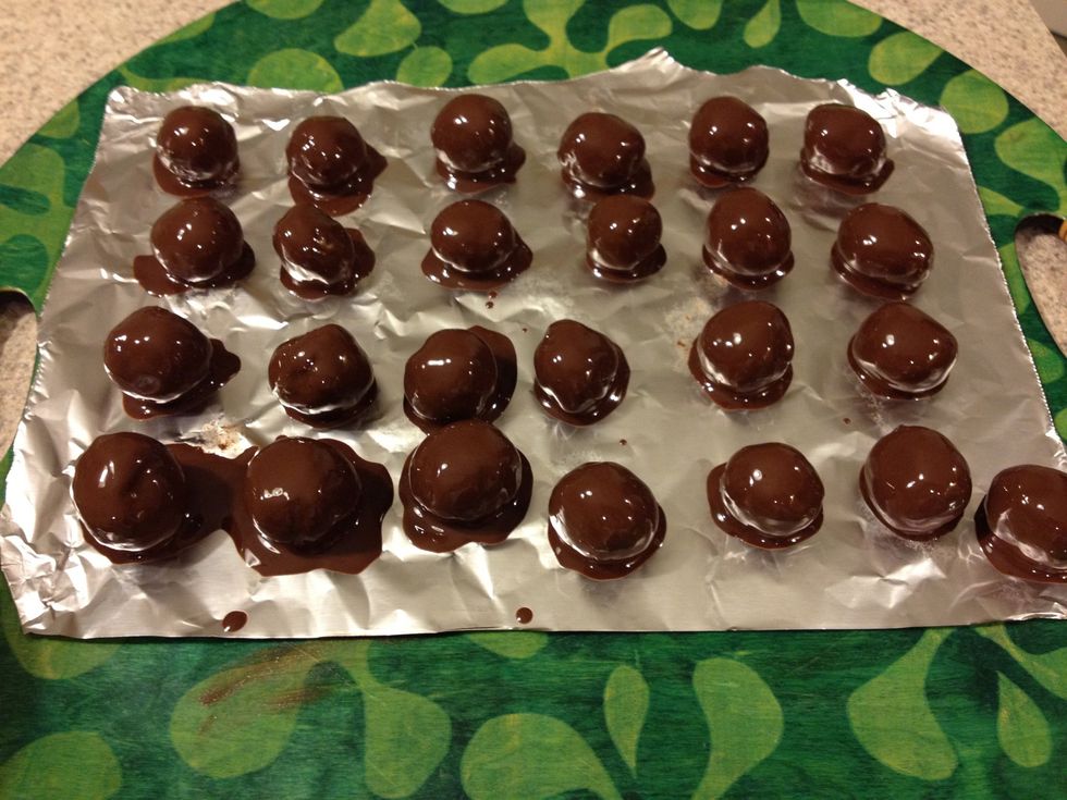 Put the truffles back on the foil and back into the fridge.