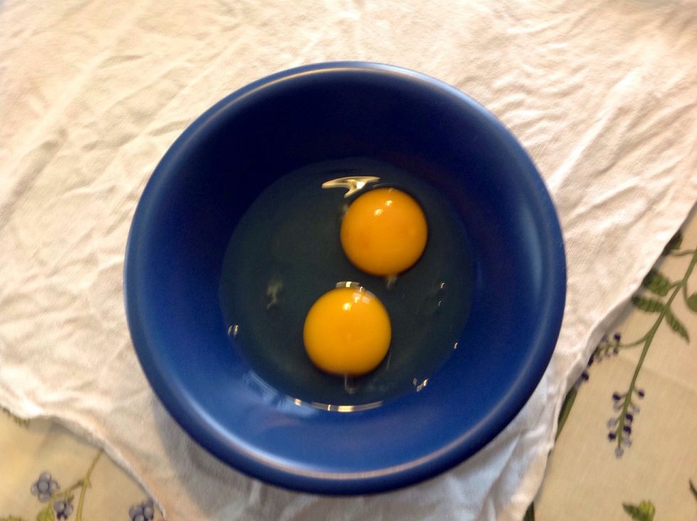 Put the yolk and white eggs in a plate