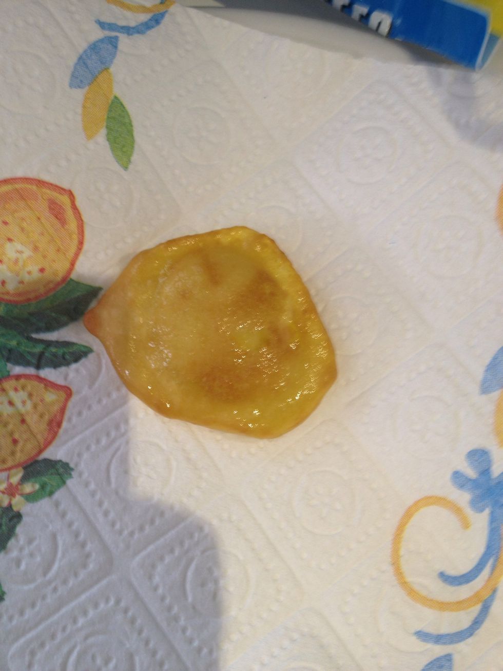 Put them in the oil and finally after few minutes take them out and this is the final color