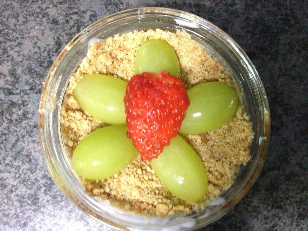 Put your left over fruits for the top coat.