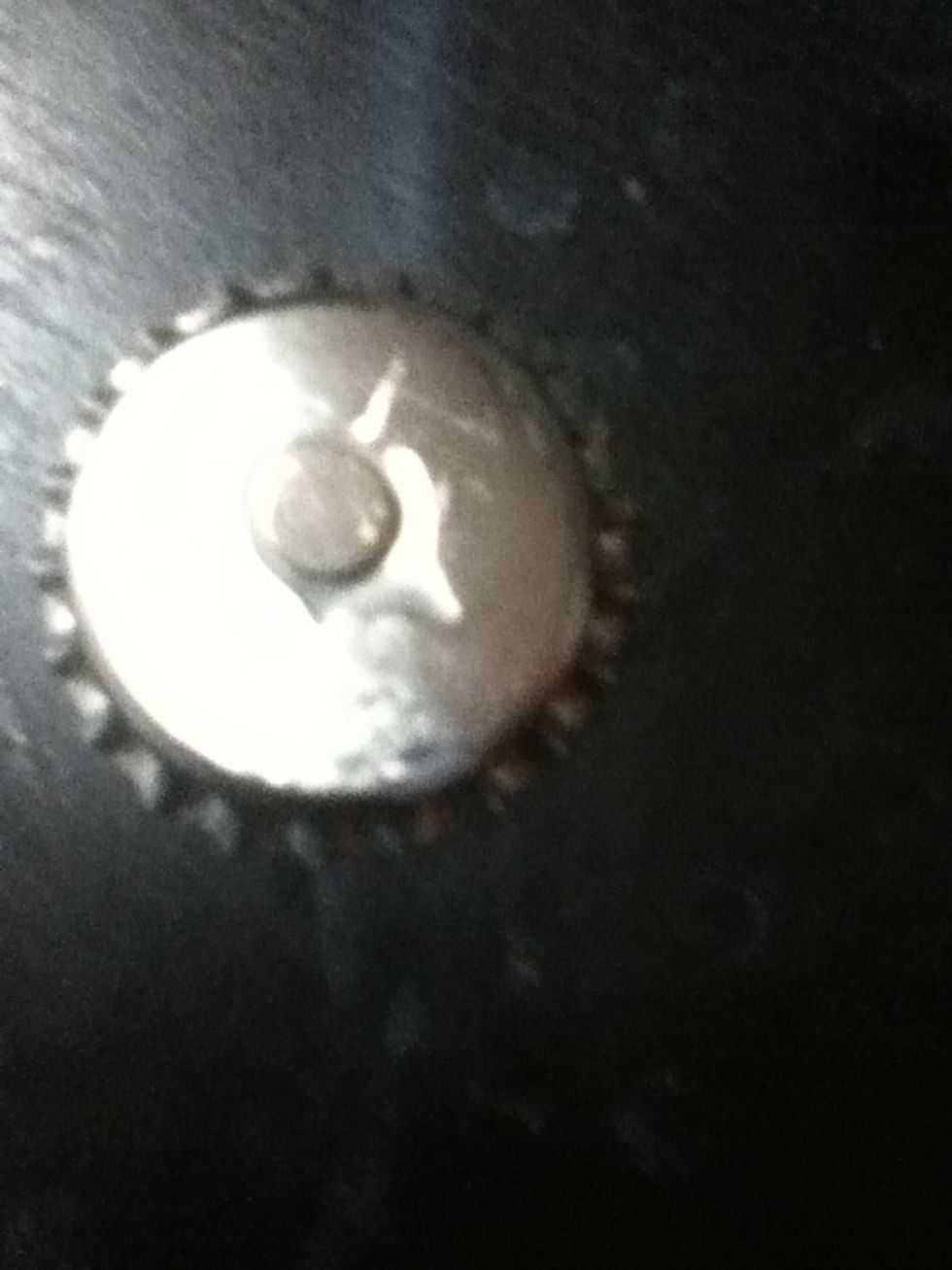 Put your magnet on, and let dry at least 1 hour. Be careful when putting on the magnet, as it will want to stick to the bottle cap and splatter glue everywhere.