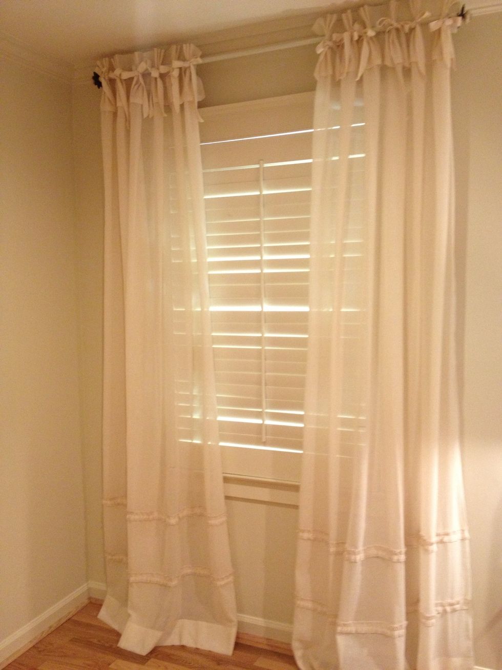 Put your rod back on the brackets. Now wasn't that easy?!!!