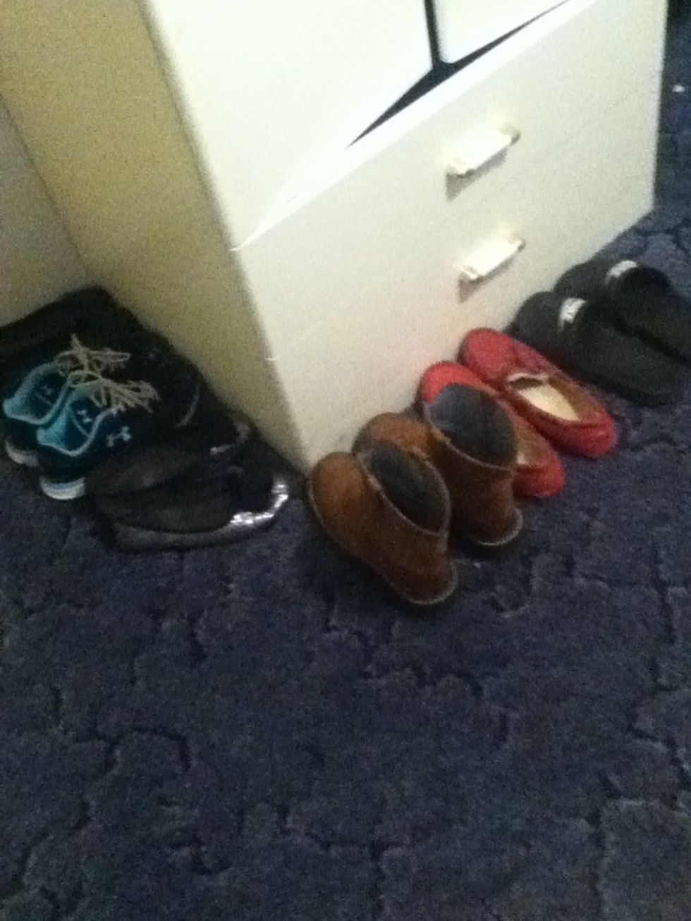 Put your shoes in a line