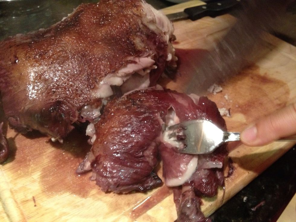 Quarter the chicken. Cut the wings, legs and breasts and place into a deep serving dish.