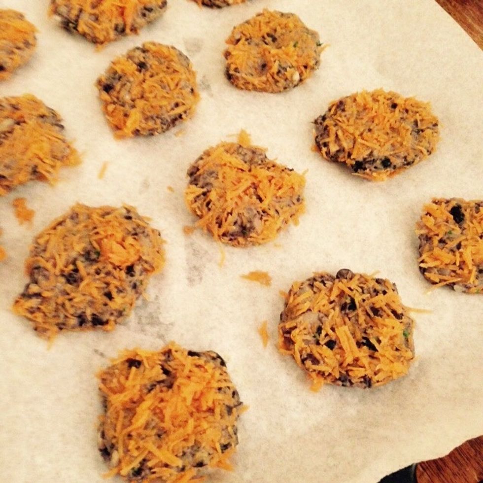 Ready to be baked for 30min at 180C, flip them at 15min to have an even crispy crust