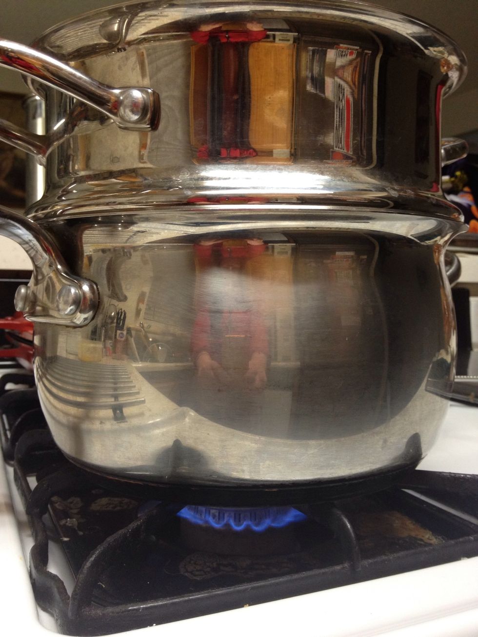 Ready your steamer, make sure to put water on the bottom pot, about 1/3.