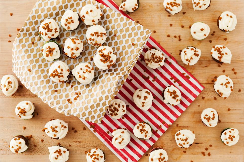 Recipe inspired by: http://sallysbakingaddiction.com/2013/12/08/gingerbread-cupcakes/