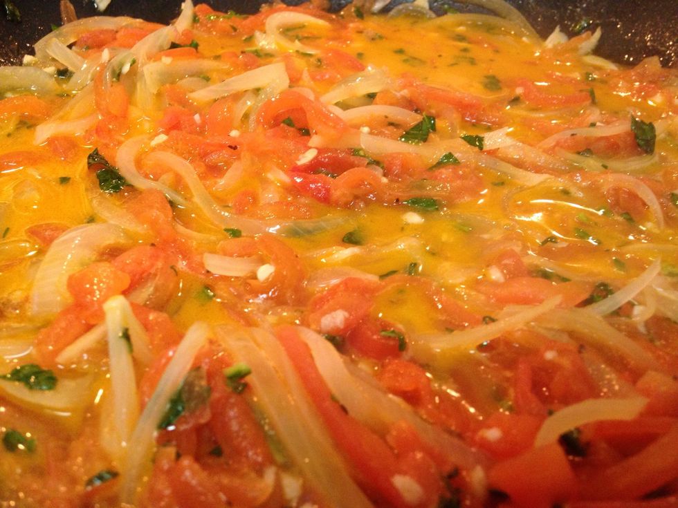 How to cook tomato beurre blanc B+C Guides