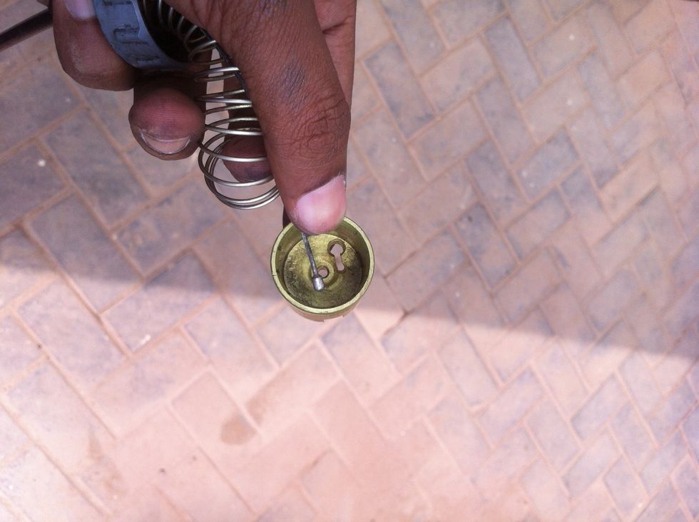 Released cable from the piston.