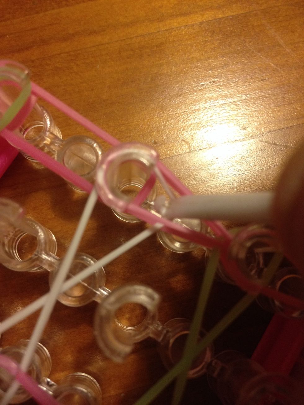 Remember not grab the PINK or "a" bands which is our border bands