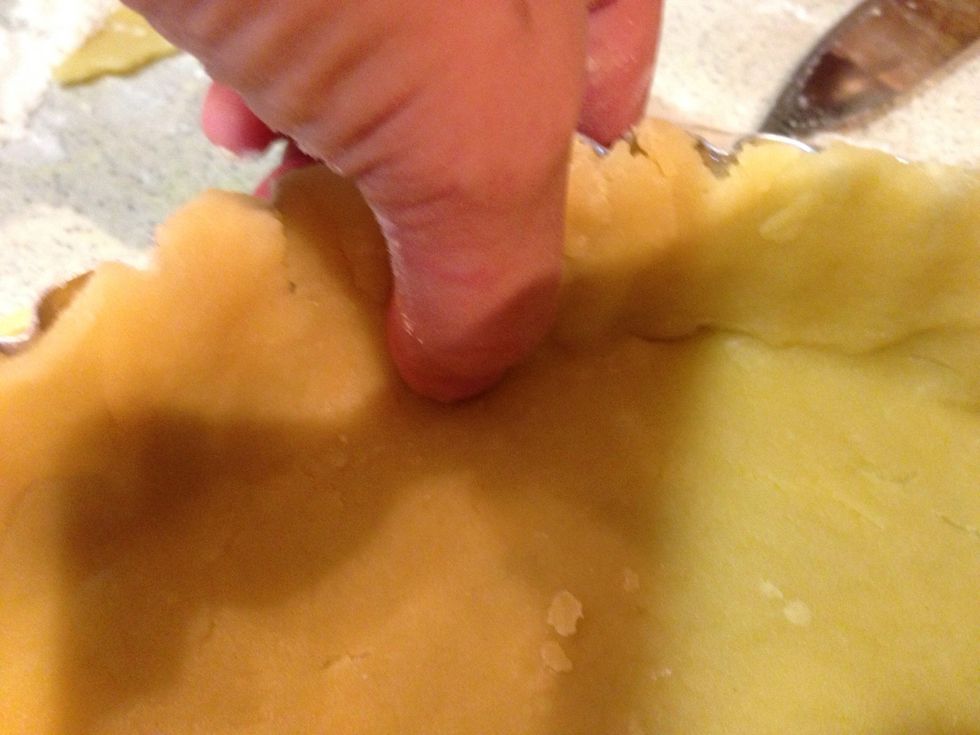 Remember to press the dough firmly against the pan.