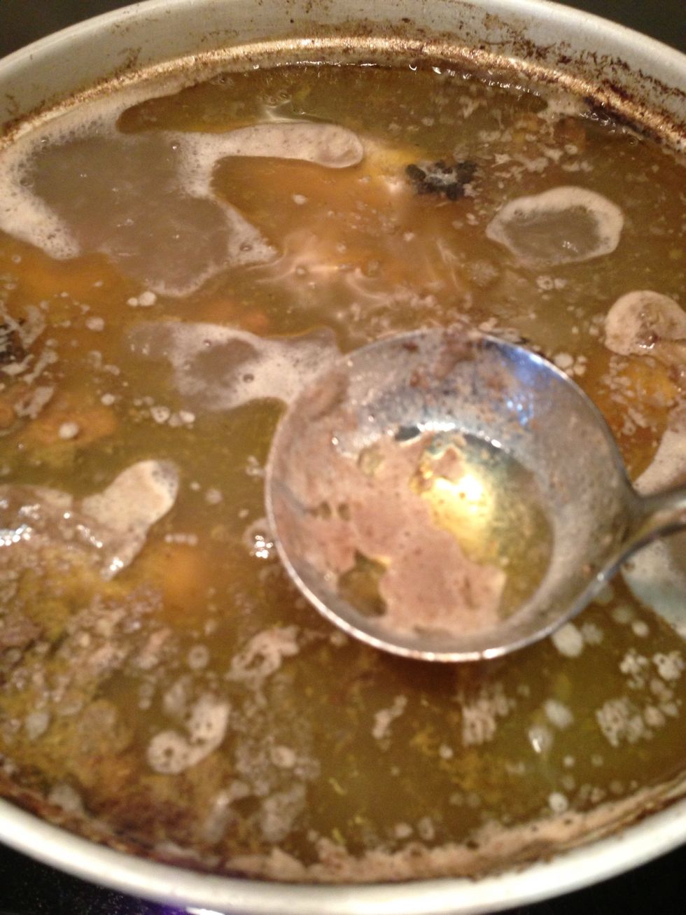 Remember to remove any scum that rinse to the top (scum don't taste good at all). I simmer the broth for 4 hr, by that time: all the flavors in the bones has been extracted.