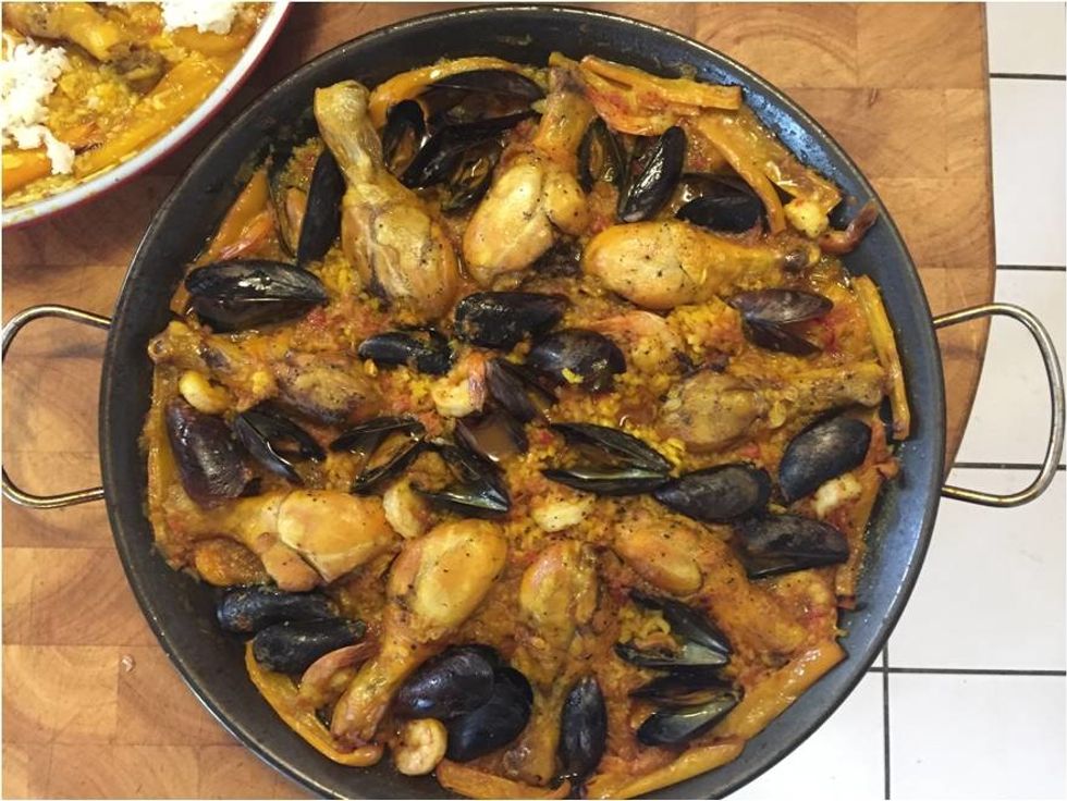 Remove again from the oven and Paella is ready to serve!