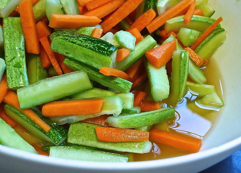 Remove excess water and squeeze out as much fluid as possible from the vegetables.