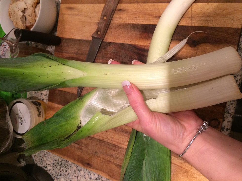 Remove outside leaves and any brown bits of leeks