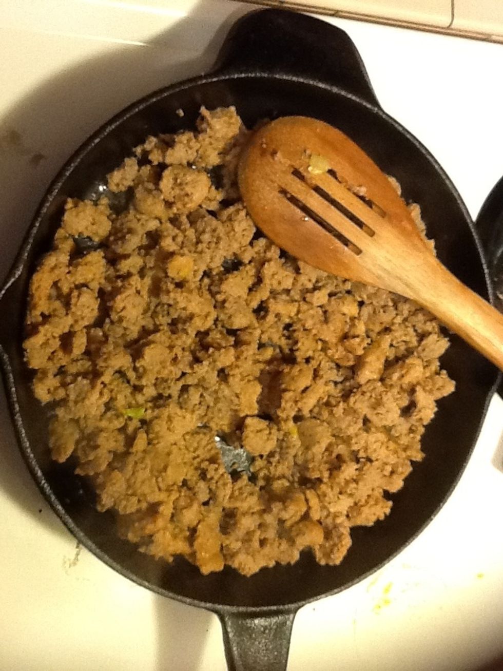 Remove sausage casings. Brown in skillet over medium heat crumbling with spoon as you go.