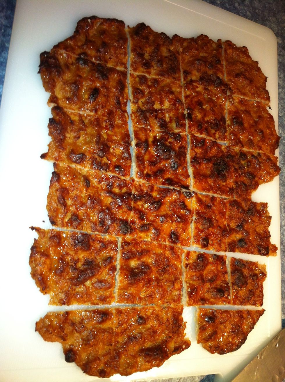 Remove the Bak Kwa after 15 mins. Place the oven on grill at 220 deg C with the door open. Leave your extractor on and kitchen door open. Slice the Bak Kwa to your desired size.