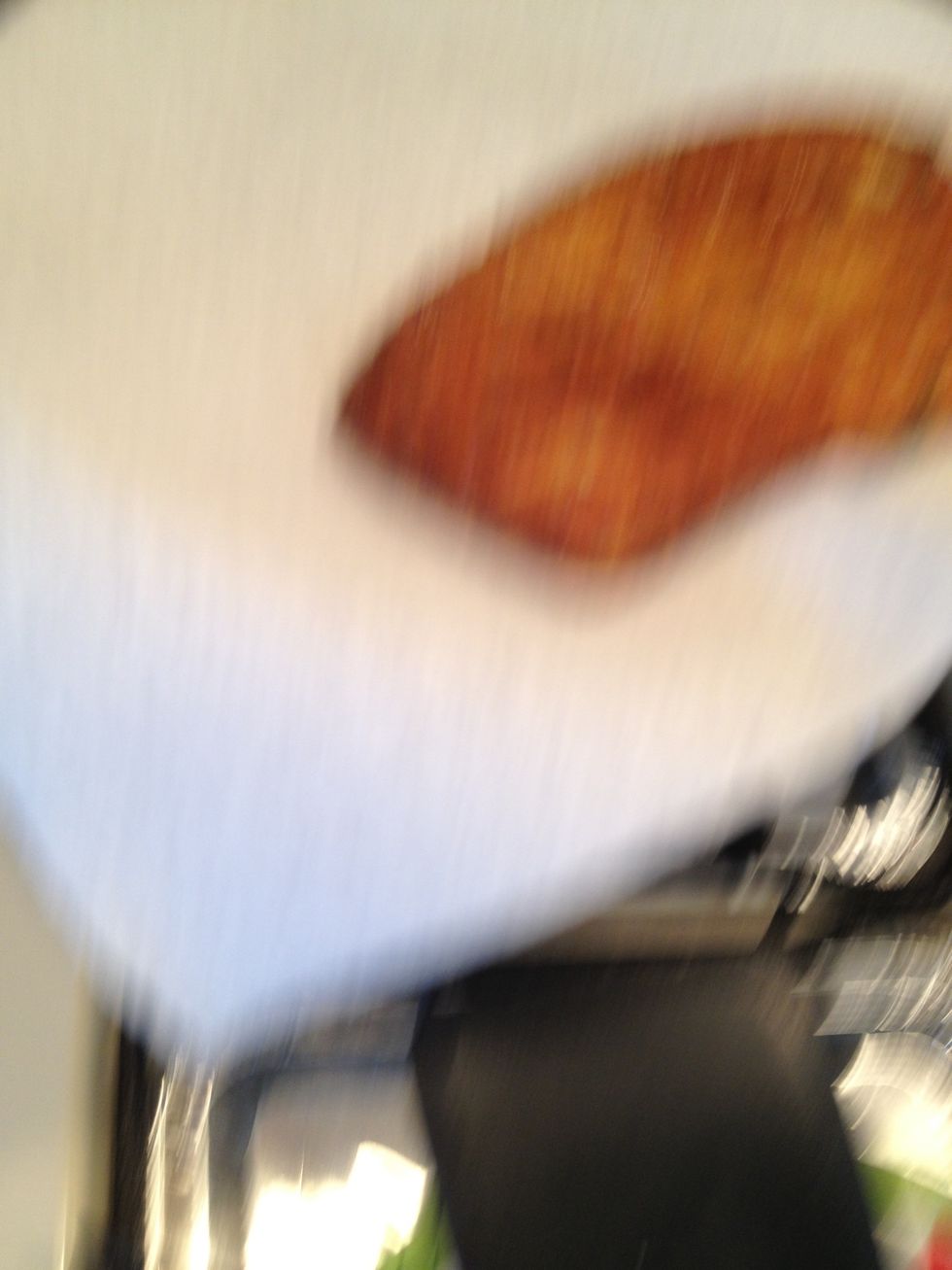 Remove the eggplant and put it on a paper towel lined plate to absorb  excess oil(sorry for the blurry pic)\ud83d\ude12\ud83d\ude2f\ud83d\ude11