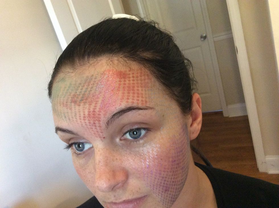 Remove the fish net hose to reveal the scales