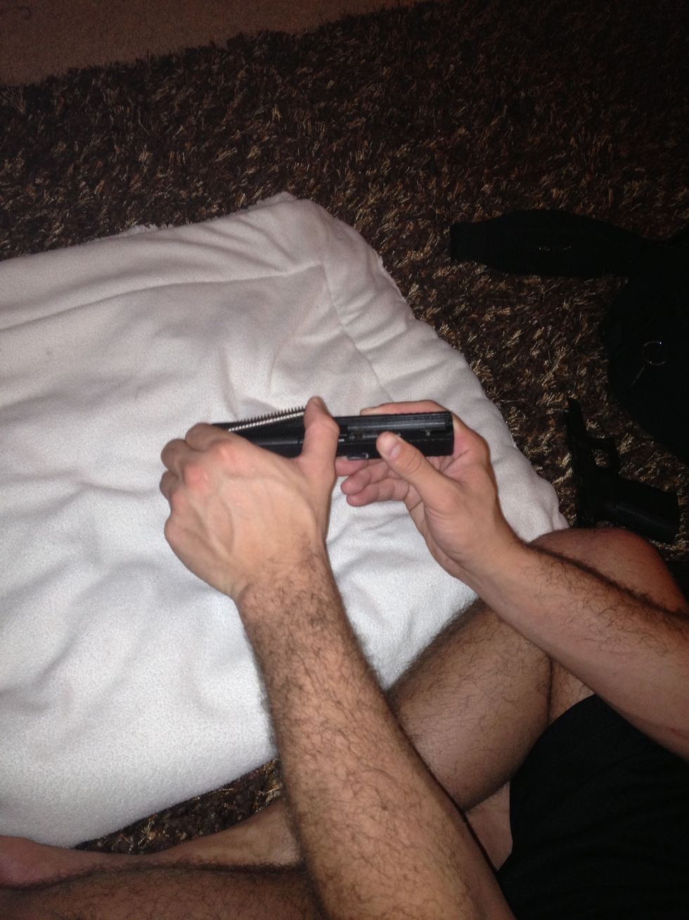 Remove the guide rail.