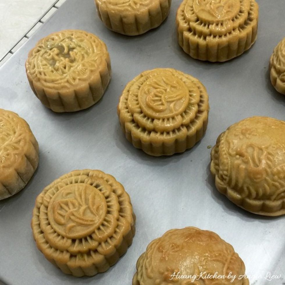 Remove the mooncakes from the oven and leave to cool on wire rack for 5 minutes.