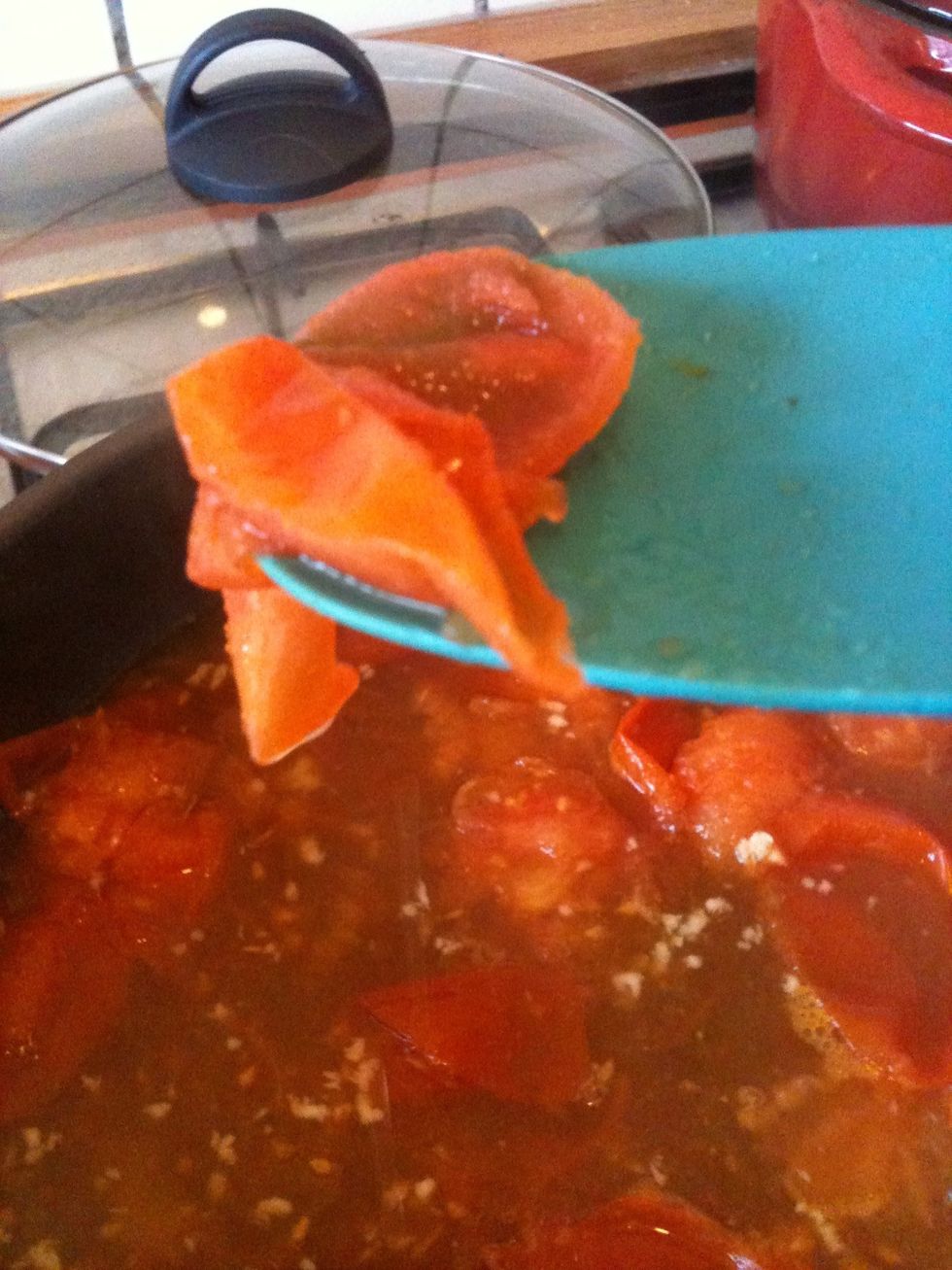 Remove the skin of the tomatoes
