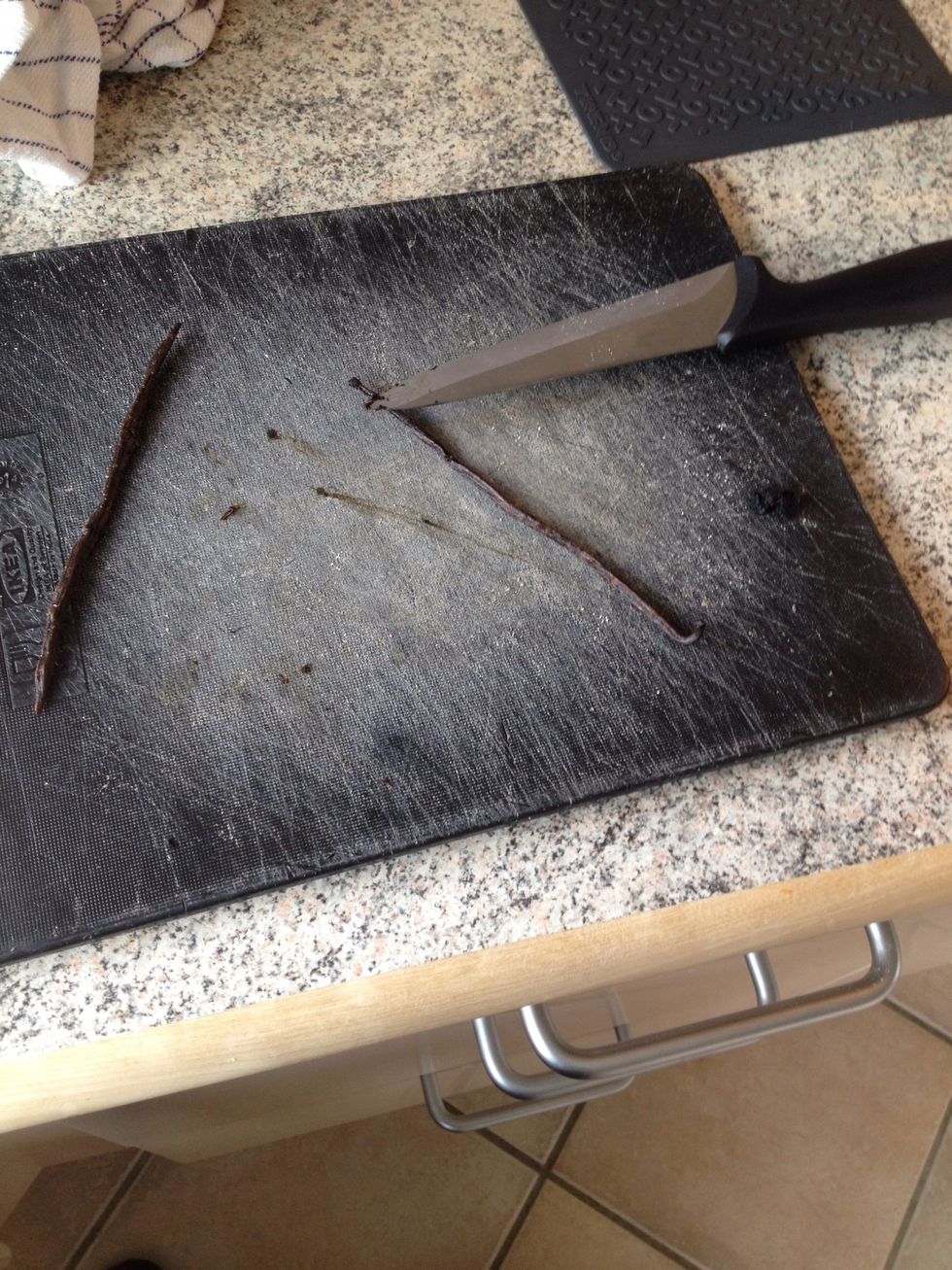 Remove the vanilla inside vanilla pod