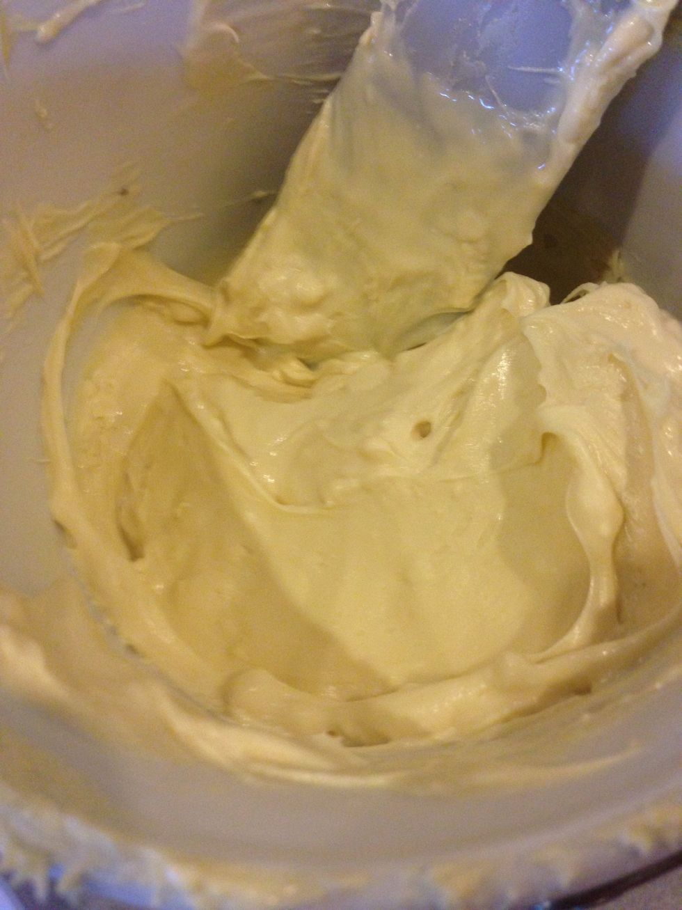 Remove white chocolate from heat once melted, stir in peppermint oil/extract. Important! Let cool a while before spreading on top of chocolate-about 15/20 minutes.