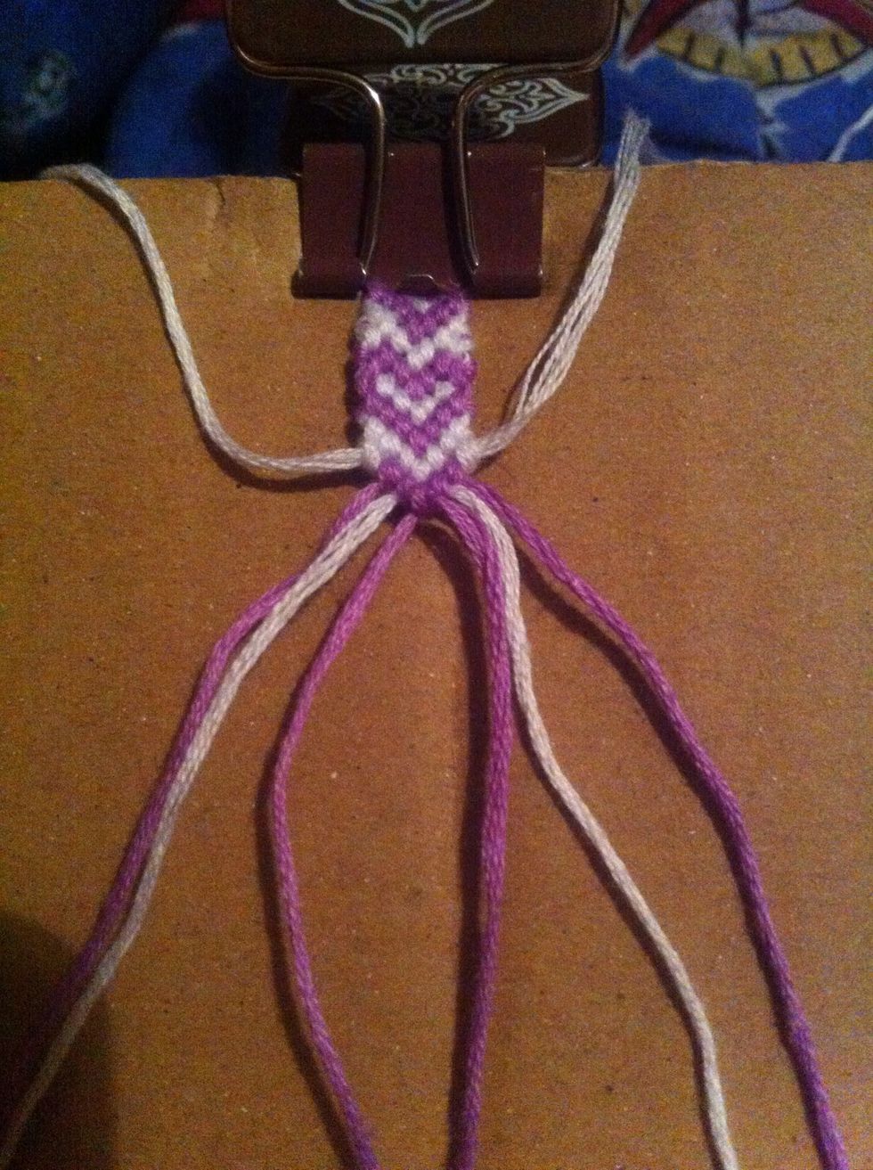 Repeat steps 12-14 (backward knot with the first 2 and forward knot with the 7th and last string) \u2022 Fill it in by making tiny chevron..