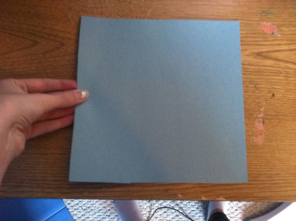 Repeat the previous steps on the other 5 square pieces of paper.