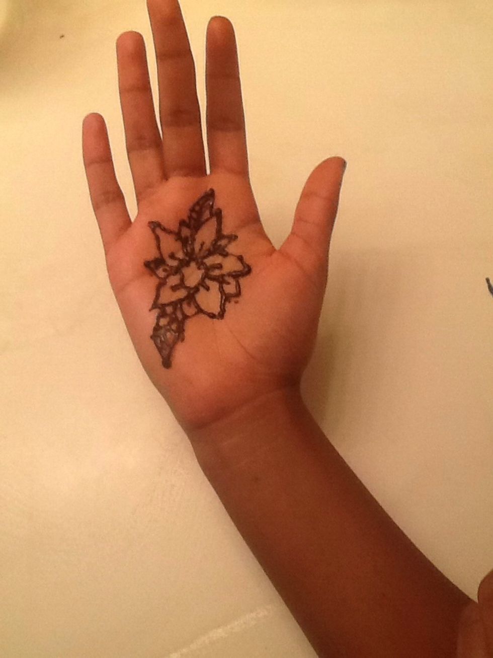 Repeat the step before making the leaf on the opposite side of the flower.