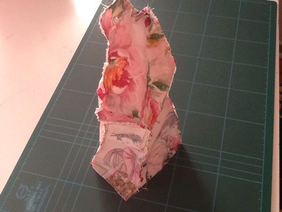 Repeat the straight stitch down the sides of the other side (if that makes sense) You should have something that is freestanding and looks like this.